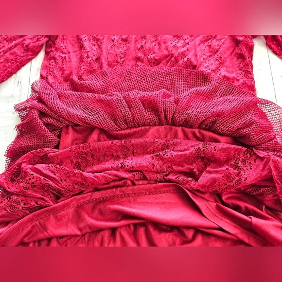 Indigo Soul Burgundy Wine Lace Sequin Flowy Tiered Layered Ruffle Longsleeve Top - Picture 11 of 14